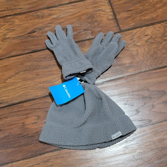 Columbia hat and gloves set - Picture 1 of 6